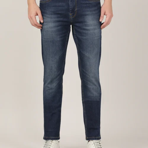 Mens denim jeans with comfort fabric